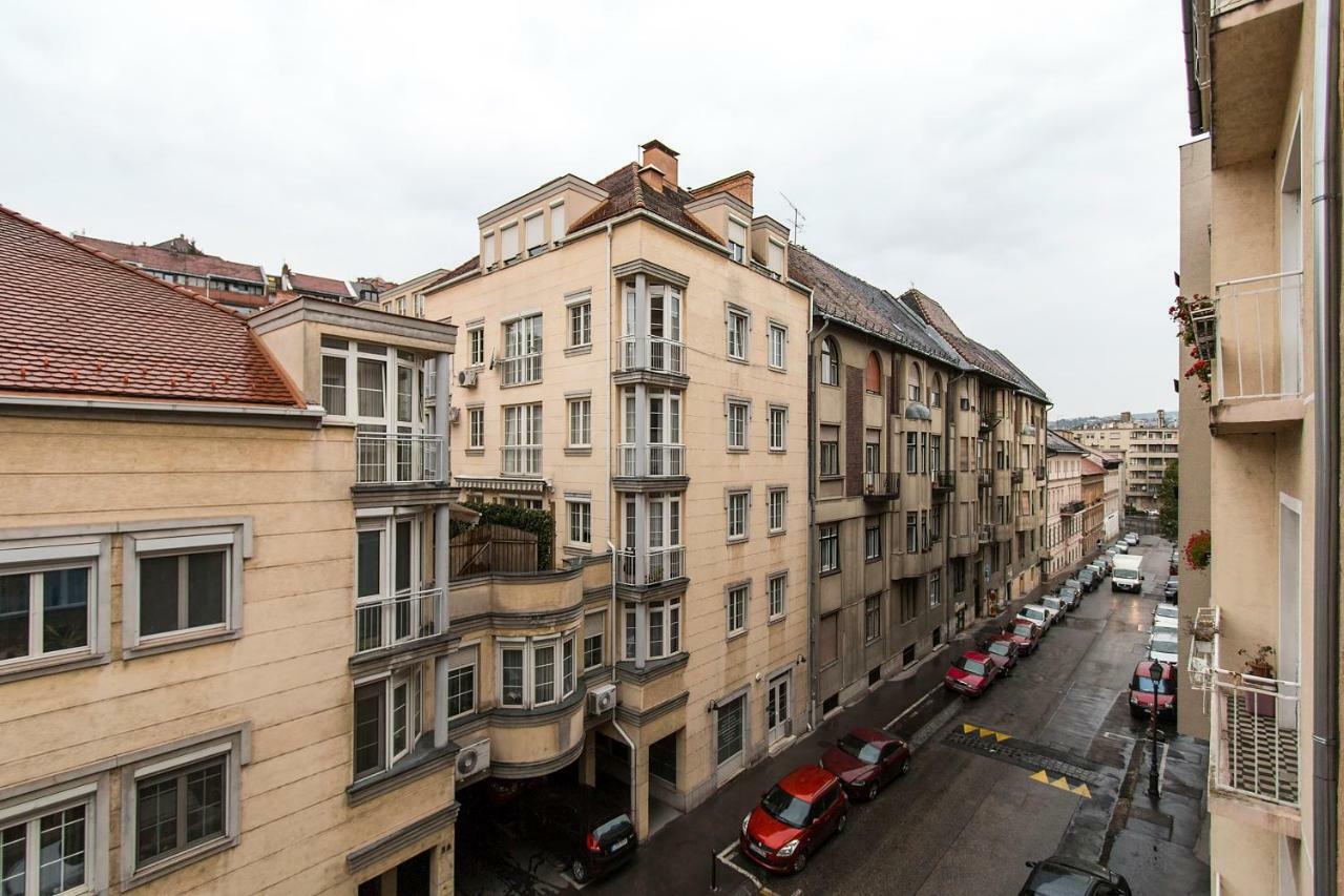 Brighthome Castle District Budapest Kültér fotó